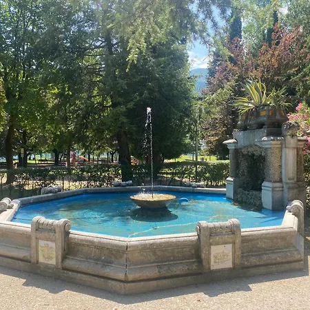 The Swan - Composed By 2 Appartement