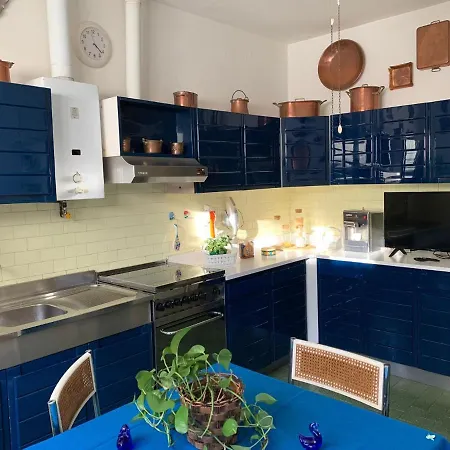 Apartment The Swan - Composed By 2